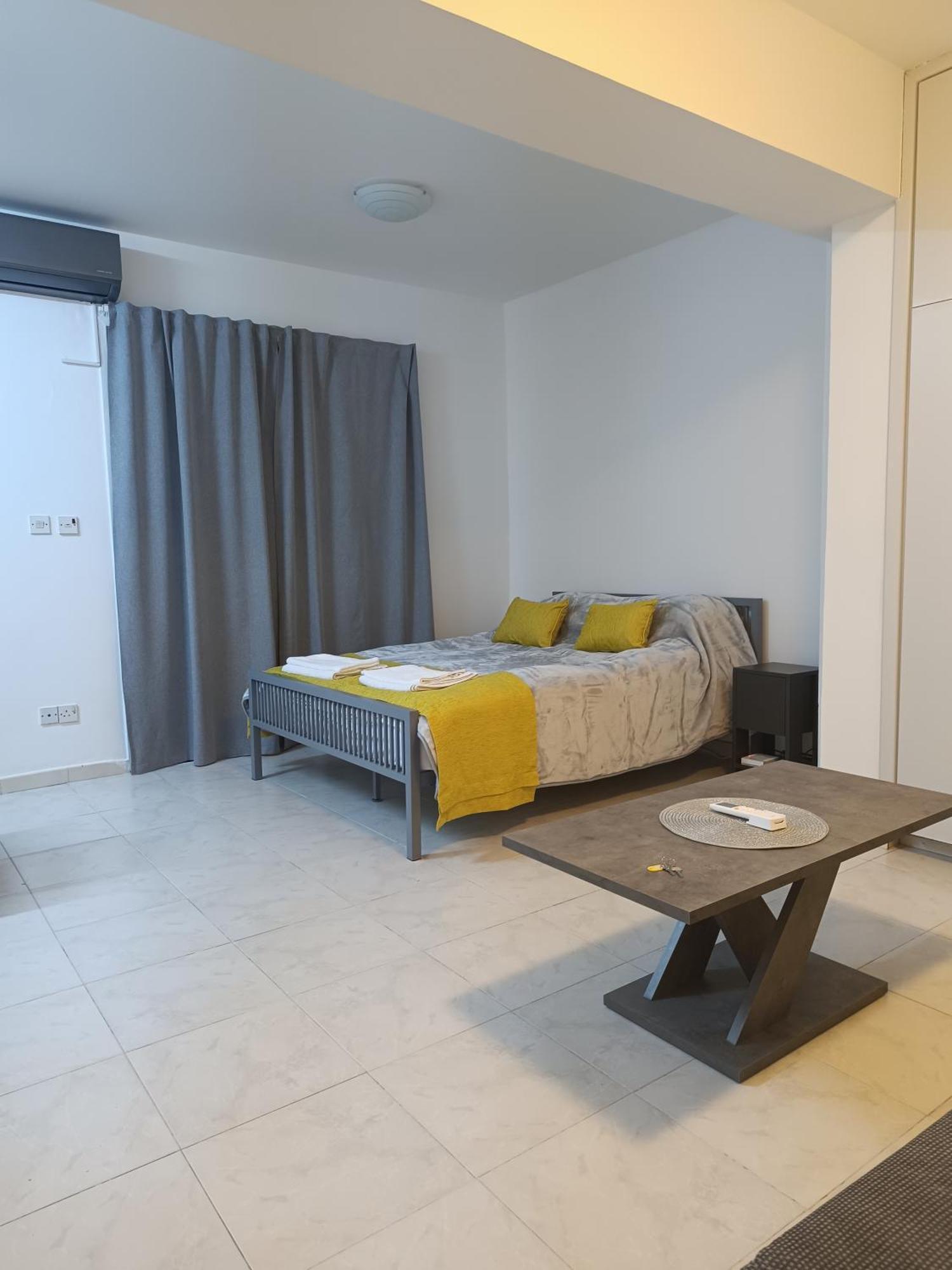 Sea-side Centre Daire *